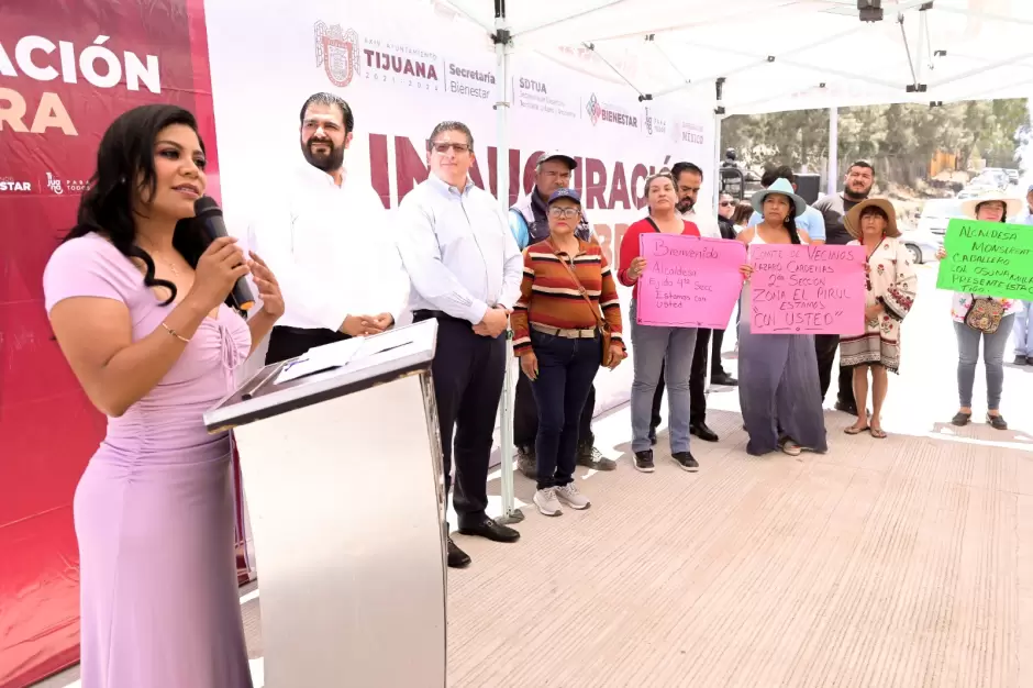 Entrega de vialidad a residentes del Ejido L�zaro C�rdenas