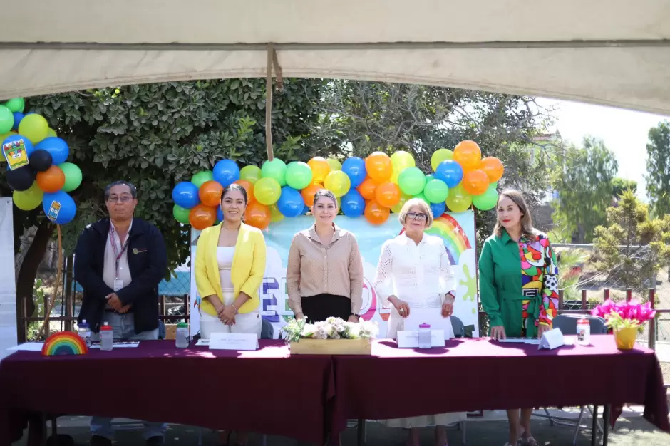 Entrega de jard�n de ni�os