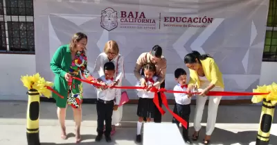 Entrega de jard�n de ni�os