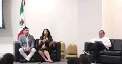 Particip� Araceli Brown en panel: Pol�ticas P�blicas de los Gobiernos Municipale