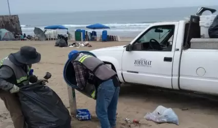 Toneladas de basura en playas municipales