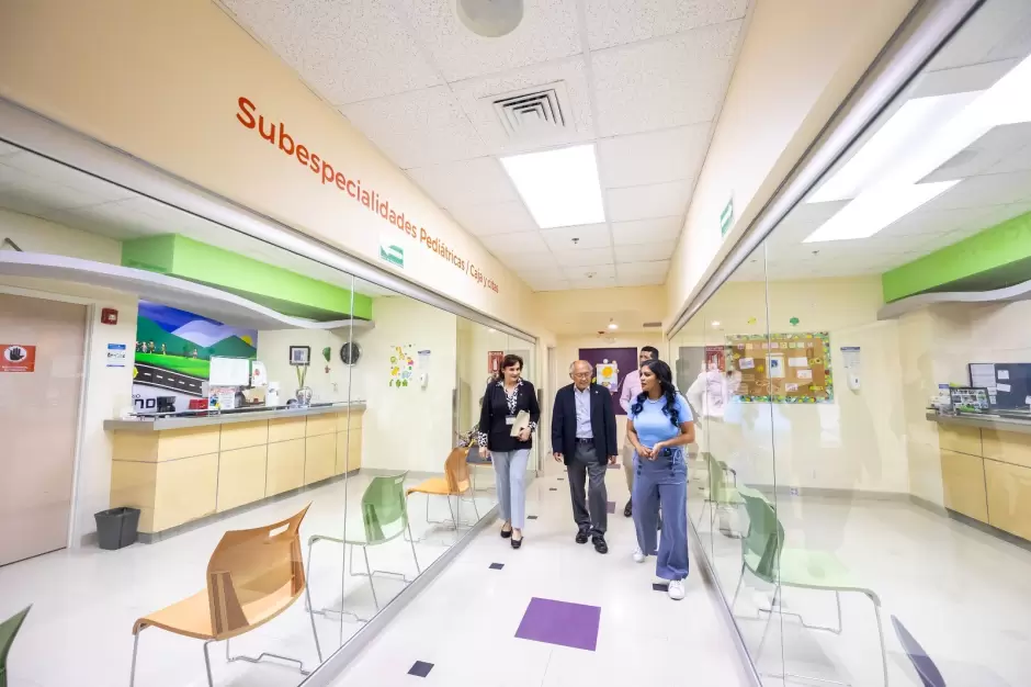 Entregan medio mill�n de pesos a Hospital Infantil de las Californias