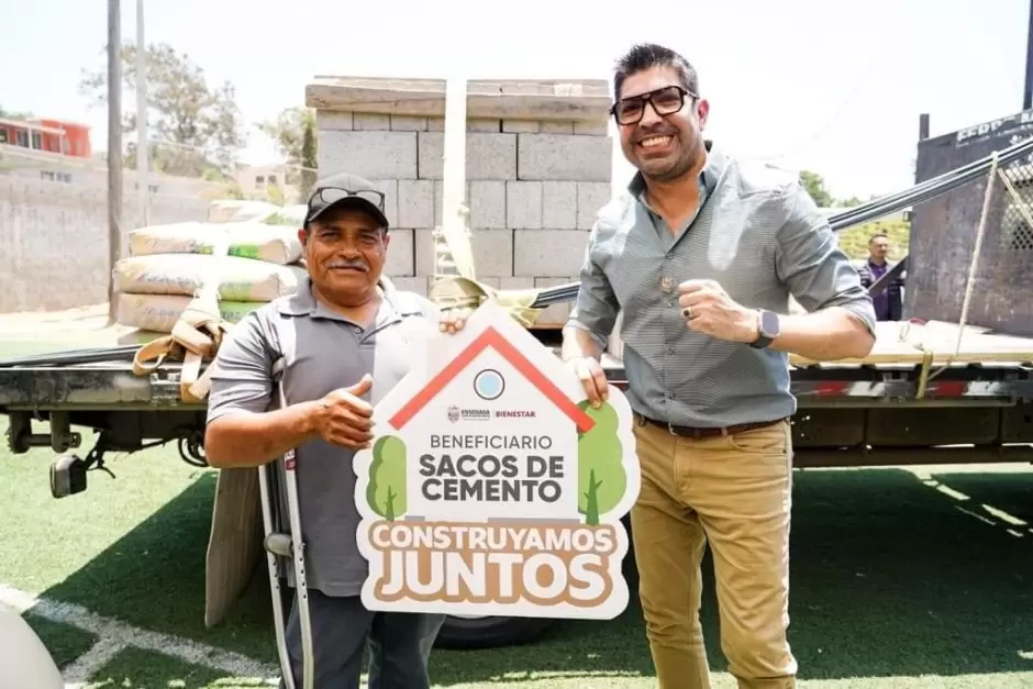 Entrega de apoyos sociales
