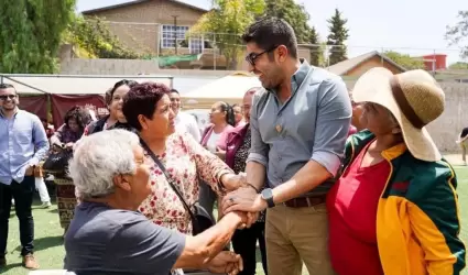 Entrega de apoyos sociales