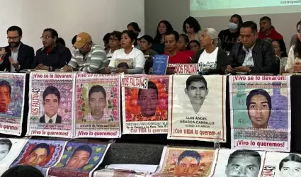 Padres de los 43 normalistas desaparecidos