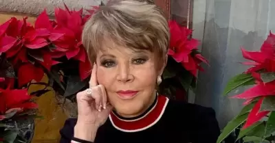 Lolita Ayala tiene que usar tanque de ox�geno en Ciudad de M�xico.