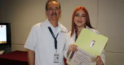Se grad�an pasantes de medicina, enfermer�a, nutrici�n y odontolog�a