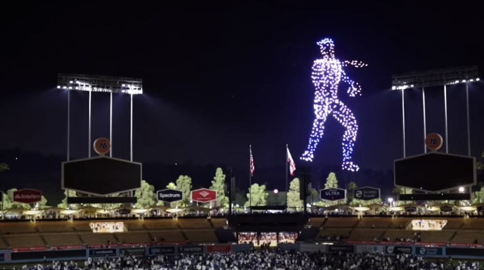 Dodger Stadium drones show: Fernando Valenzuela tribute 