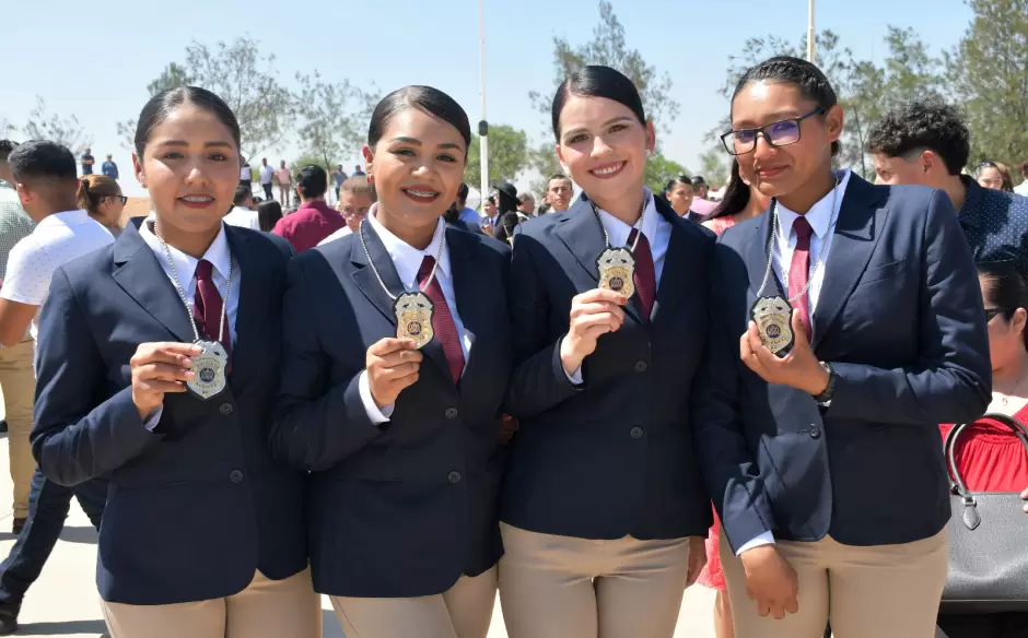 Ceremonia de graducaci�n de nuevos polic�as