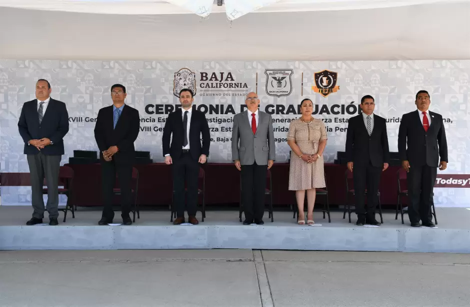 Ceremonia de graducaci�n de nuevos polic�as
