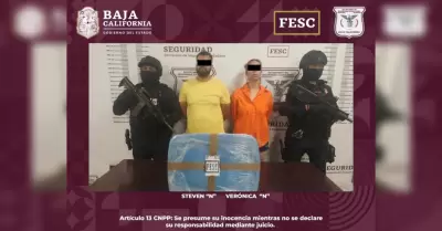 Detenidos por posesi�n de metanfetamina
