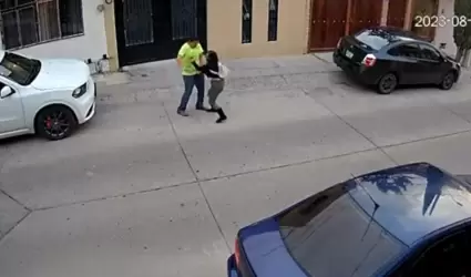 Hombre ataca a pualadas a una mujer en Guanajuato