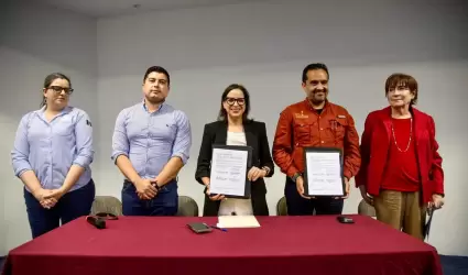 Firma de convenio en pro de los recursos naturales de Baja California