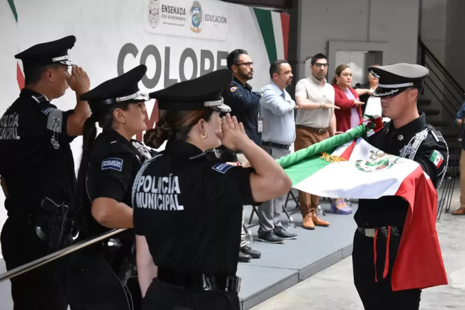 Ceremonia C�vica Colores de M�xico