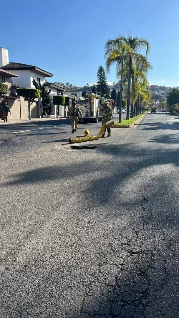 Explosi�n en alcantarillas