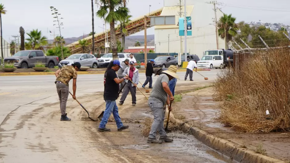 Supervisin de limpieza y mantenimiento urbano por lluvias