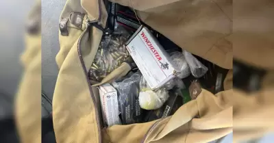 Aseguran armas, metanfetamina, marihuana y veh�culos