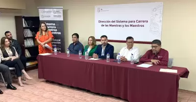 Ceremonia de asignaci�n de plazas de educaci�n b�sica