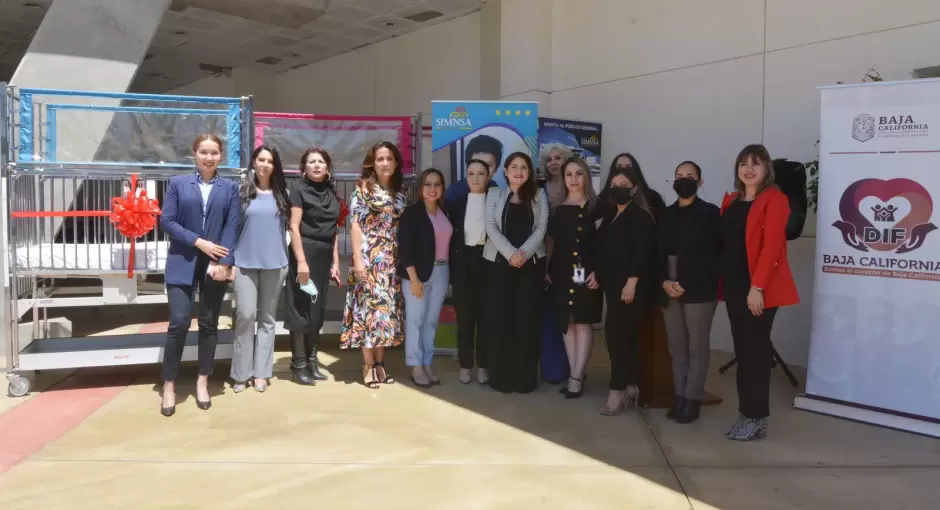 Donativo a beneficio de la ni�ez del albergue temporal