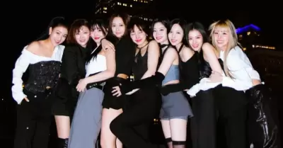 TWICE regresa a M�xico.