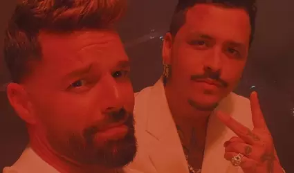 Ricky Martin y Christian Nodal aparecen juntos.