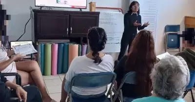 Imparte Municipio charla sobre Violencia de G�nero a integrantes de la Fundaci�n