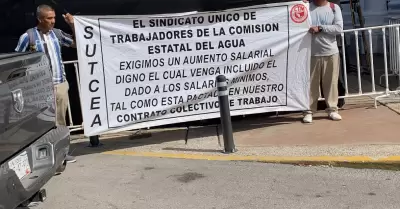 Manifestacin del Sindicato nico de los Trabajadores de la Comisin Estatal del