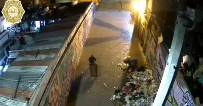 Abandonan cad�ver en centro de la Ciudad de M�xico.