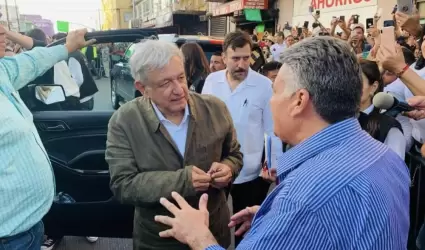 Jes�s Alejandro Ruiz Uribe y AMLO