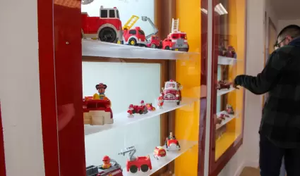 Exhibición "Bomberos de Tijuana: colección de juguetes"