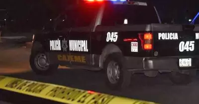 Localizan en tramo V�cam-Obreg�n cuerpos de pareja de j�venes guaymenses