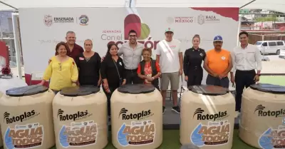 Apoyos sociales y productivos a familias de la colonia Morelos I