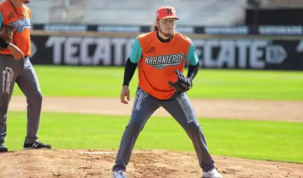 Wilmer R�os se incorpora a los entrenamientos de Naranjeros