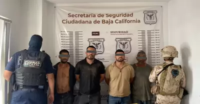 6 personas en posesi�n de drogas, armas y veh�culos