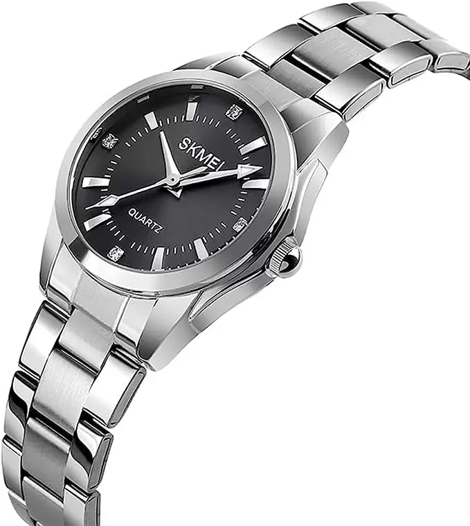 Reloj de acero inoxidable plateado