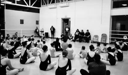 Forma Conservatorio de Danza M�xico (CDM) bailarines de alto rendimiento