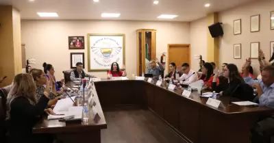 Aprueban recurso para obra de pavimentaci�n en colonia Aztl�n
