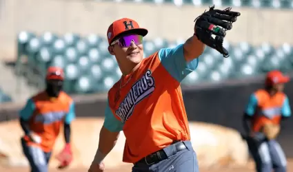 Jos� Cardona se suma a los entrenamientos de Naranjeros