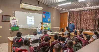 Cultura del agua a trav�s de actividades y pl�ticas en primaria Manuel M�rquez d