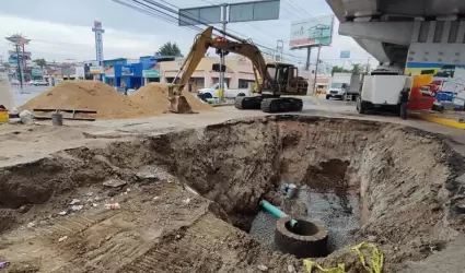 Trabajos del sistema sanitario en bulevar Alberto Lim�n y Gato Bronco
