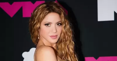 Bailarina acusa a Shakira.
