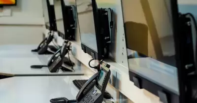 Centro de llamadas de emergencia. Servicio de comunicaci�n y llamadas de emergen