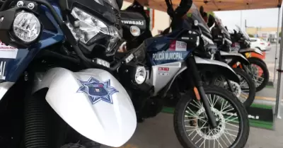 Entrega de nuevas motocicletas a la Secretar�a de Seguridad Ciudadana