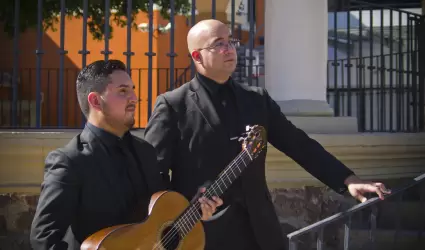 La �pera de Tijuana apoya iniciativas de sus artistas
