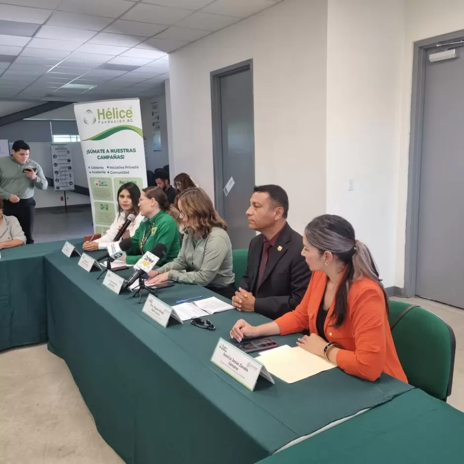 Campa�a de donaci�n de libros viejos en Tijuana
