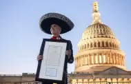 Alejandro Fernndez recibe reconocimiento por su trayectoria en Capitolio