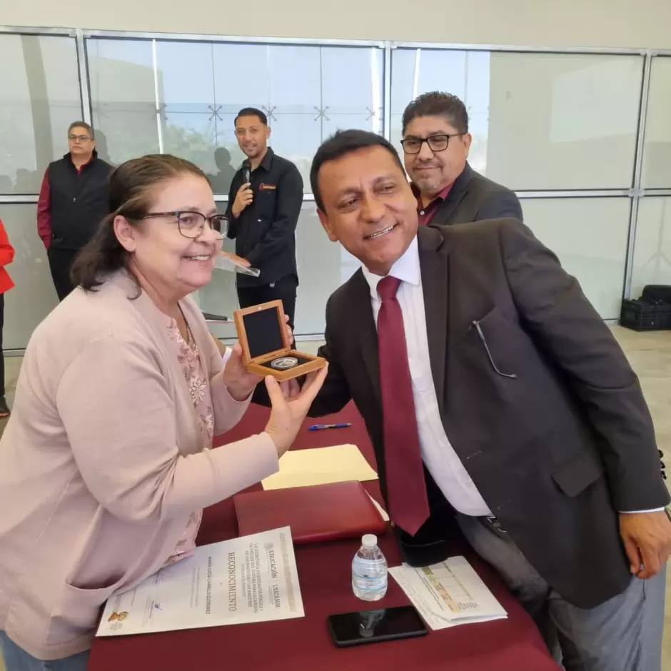 Entrega de reconocimientos de pr�ctica educativa 2023