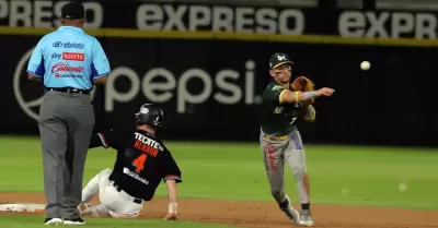 Ca�eros gana a Naranjeros el segundo juego de la serie
