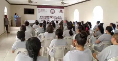 Preparan a mujeres del Centro Penitenciario de Tijuana para la recuperación de s