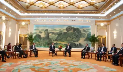 Gobernador Newsom se rene con el presidente chino Xi Jinping